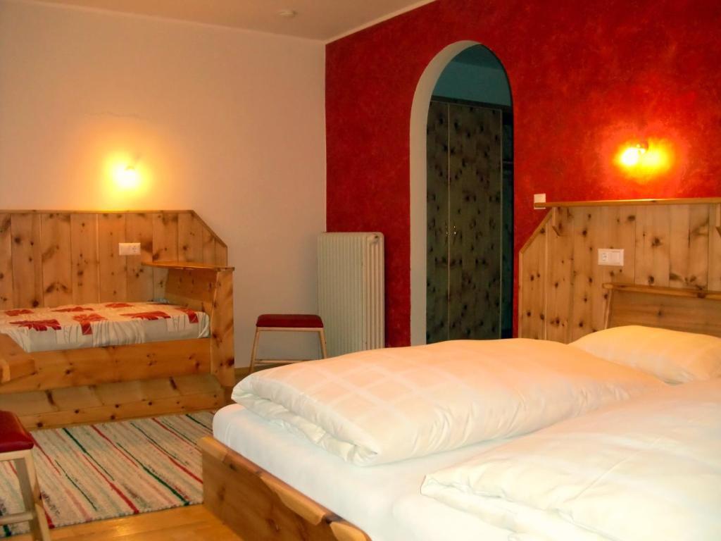Gasthof Post Krems in Kaernten Phòng bức ảnh